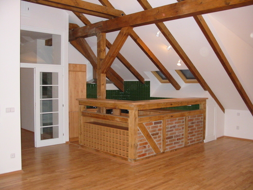 106-0635_IMG.JPG
